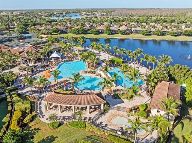 9715  Acqua  CT, Naples, FL 34113