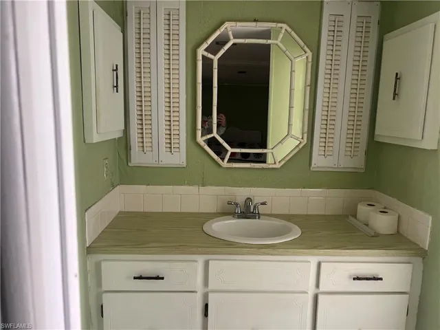12  Monaco  TER, Naples, FL 34112