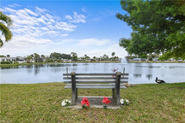 12  Monaco  TER, Naples, FL 34112