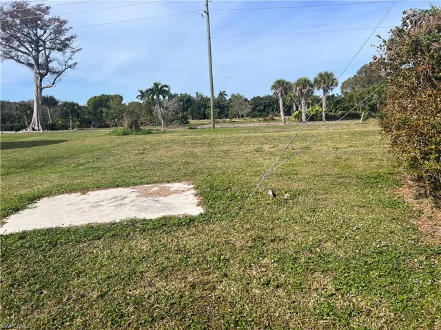 12  Monaco  TER, Naples, FL 34112