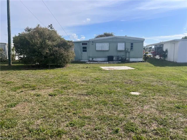 12  Monaco  TER, Naples, FL 34112