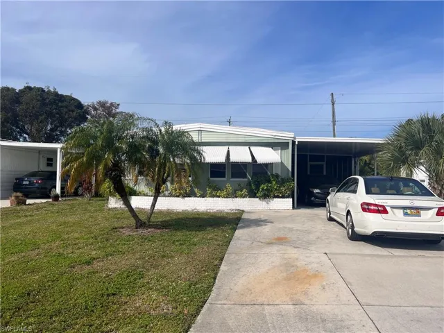 12  Monaco  TER, Naples, FL 34112