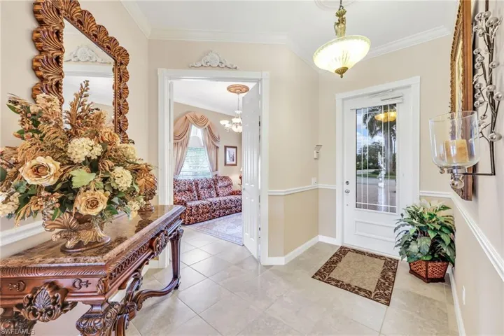 8591  Alessandria  CT, Naples, FL 34114