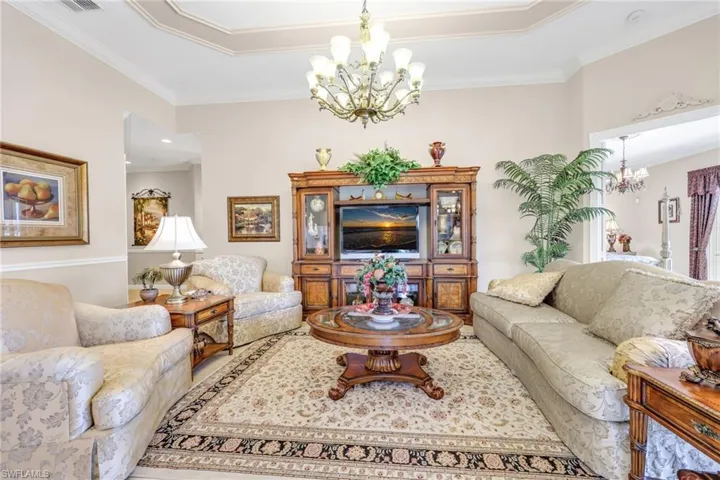8591  Alessandria  CT, Naples, FL 34114