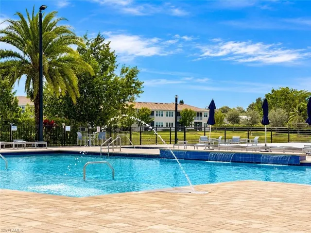 4670 Arboretum Cir 101, Naples, Florida 34112
