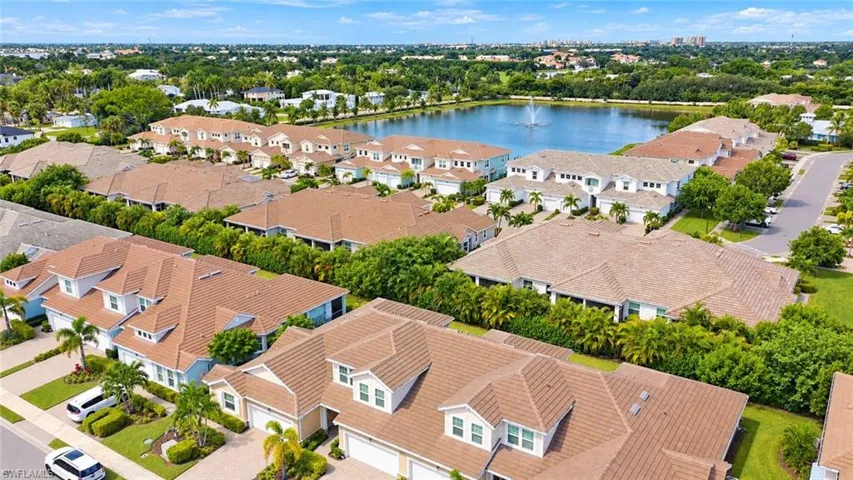 4670 Arboretum Cir 101, Naples, Florida 34112