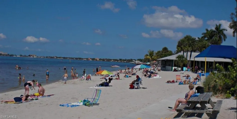 Yacht Club in Cape Coral