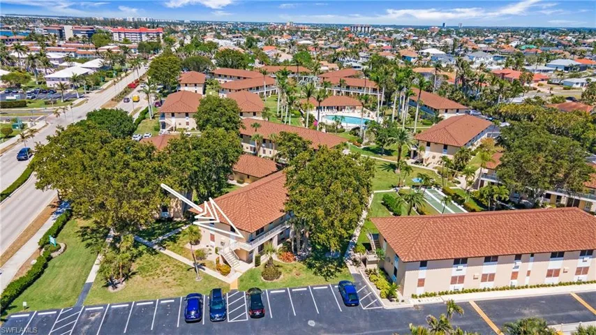 Aerial view featuring a residential view