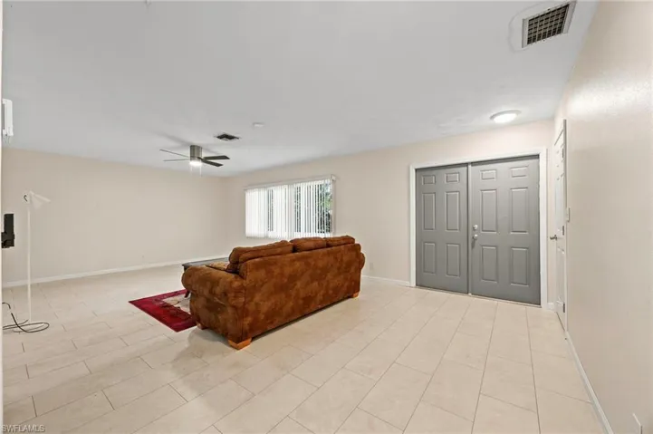 8071 Cleaves Rd, North Fort Myers, Florida 33903