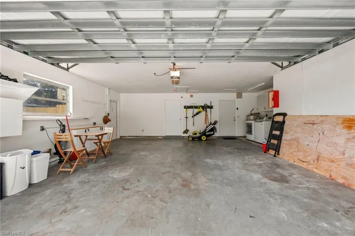 8071 Cleaves Rd, North Fort Myers, Florida 33903