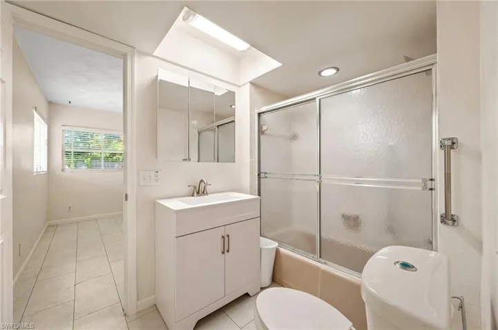 8071 Cleaves Rd, North Fort Myers, Florida 33903
