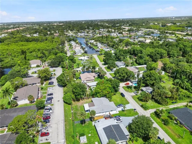 8071 Cleaves Rd, North Fort Myers, Florida 33903