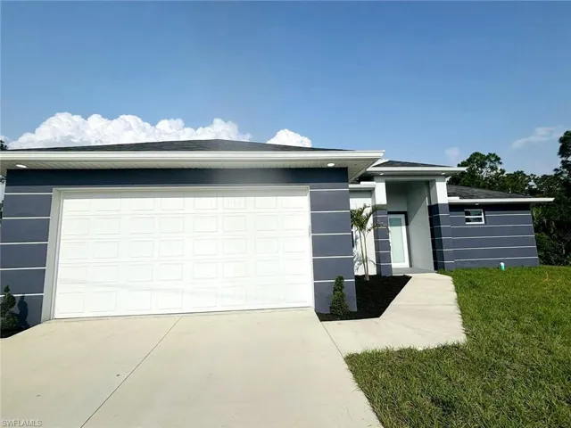 2812  Judy N AVE, Lehigh Acres, FL 33971
