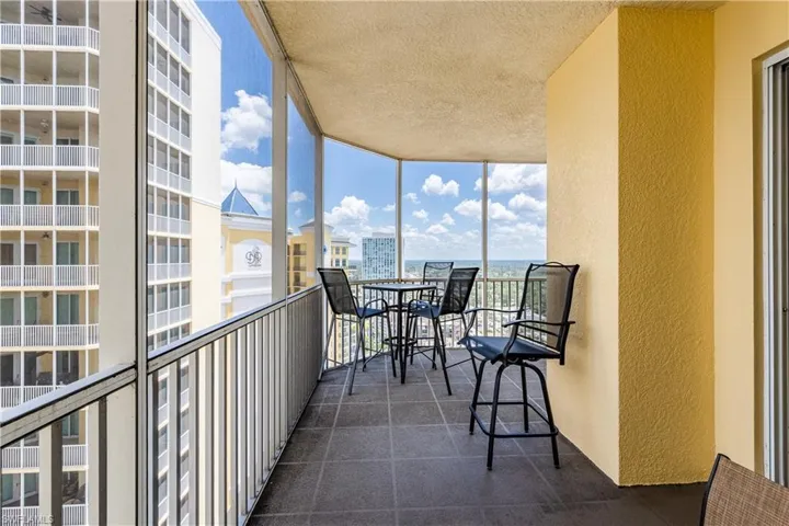 2743  1st  ST, Fort Myers, FL 33916