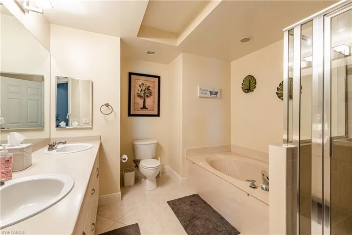 2743  1st  ST, Fort Myers, FL 33916