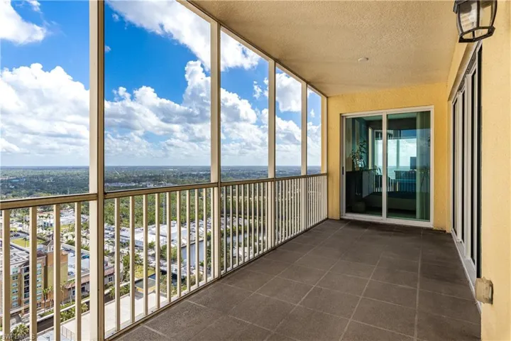 2743  1st  ST, Fort Myers, FL 33916