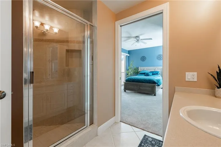 2743  1st  ST, Fort Myers, FL 33916