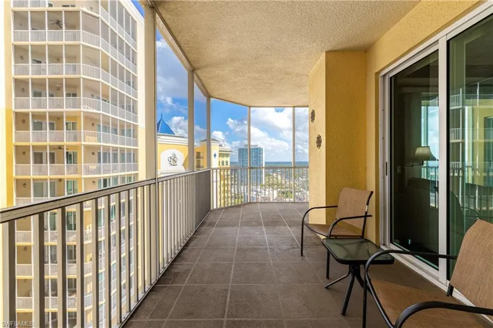 2743  1st  ST, Fort Myers, FL 33916