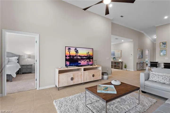 9402 Pocida Ct 204, Naples, Florida 34119