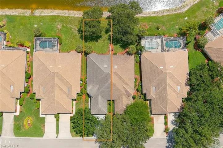 1932  Crestview  WAY, Naples, FL 34119