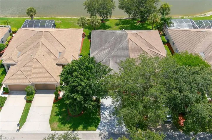 1932  Crestview  WAY, Naples, FL 34119