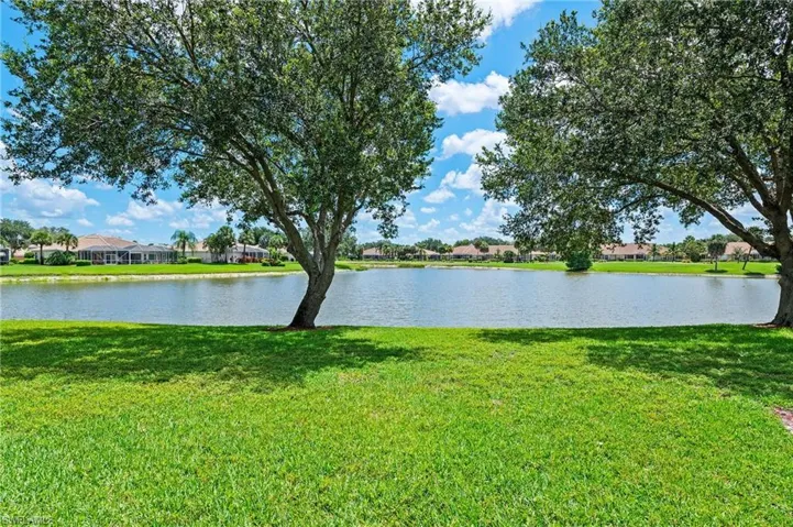 1932  Crestview  WAY, Naples, FL 34119