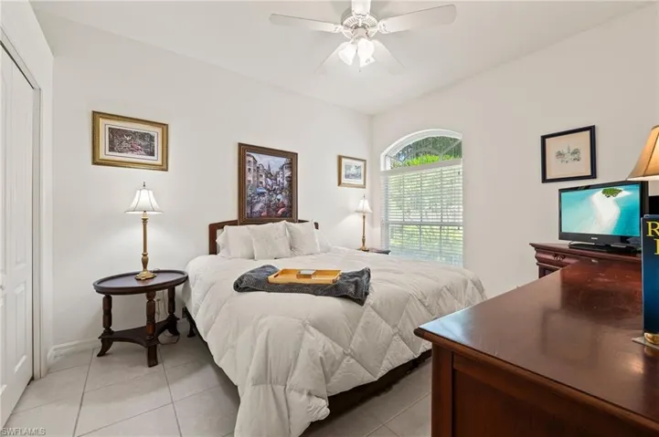 1932  Crestview  WAY, Naples, FL 34119