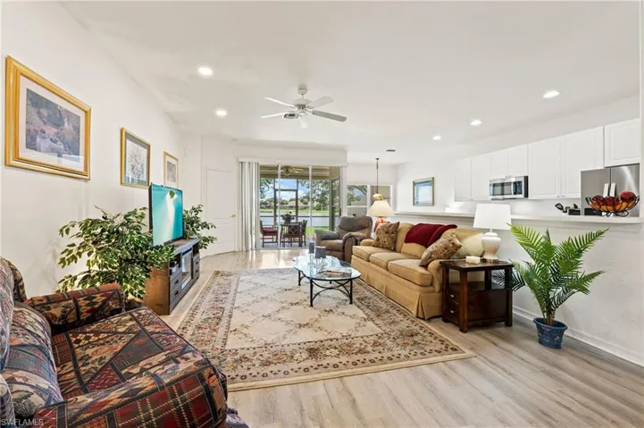 1932  Crestview  WAY, Naples, FL 34119