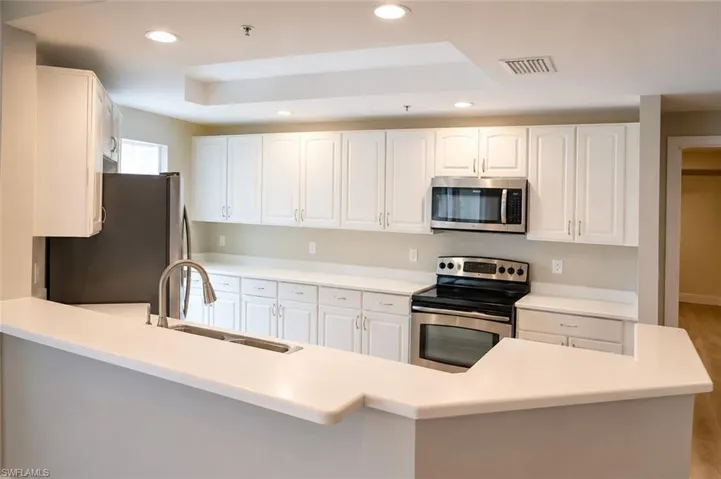 2743 1st St 506, Fort Myers, Florida 33916
