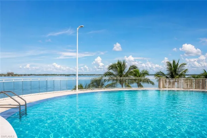 2743 1st St 506, Fort Myers, Florida 33916
