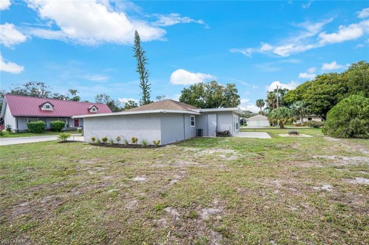 27208 Rio Vista CIR, BONITA SPRINGS FL 34135