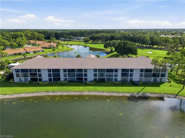 460  Fox Haven  DR, Naples, FL 34104