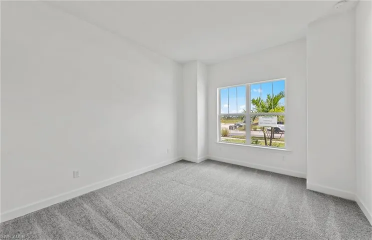 Photos of similar floorplan, not of actual home.
