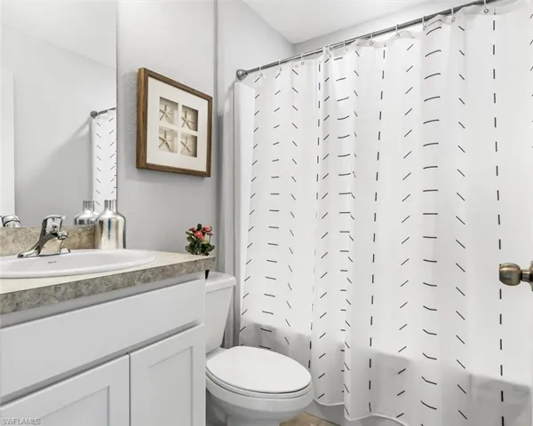 2707 Ne Juanita Pl, Cape Coral Fl 33909