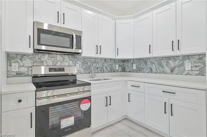 2223  Carver  AVE, Fort Myers, FL 33916