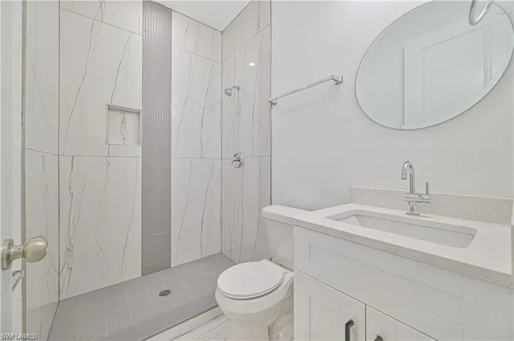 2223  Carver  AVE, Fort Myers, FL 33916