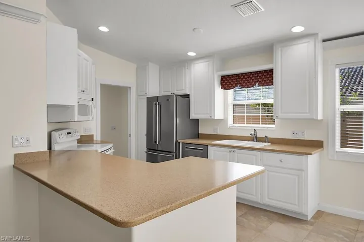7972 Umberto Ct, Naples, Florida 34114