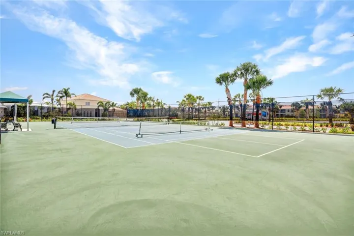 8910 Paseo De Valencia St, Fort Myers, Florida 33908