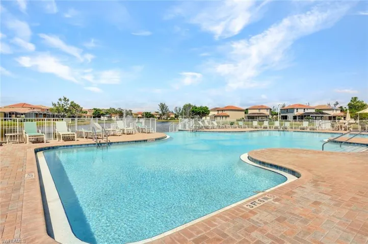8910 Paseo De Valencia St, Fort Myers, Florida 33908