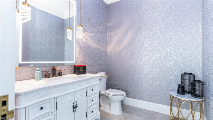 dining room bathroom