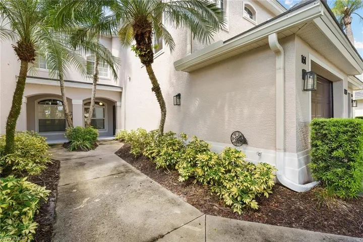 1953 Crestview Way # 161, Naples, Florida 34119