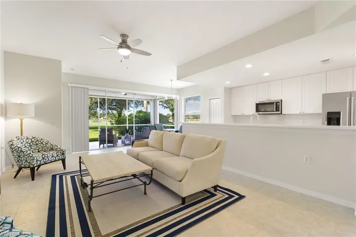 1953 Crestview Way # 161, Naples, Florida 34119