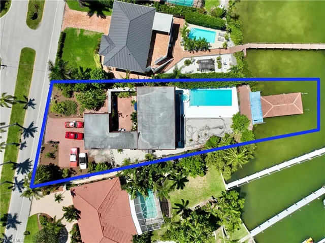 View of birds eye view of property