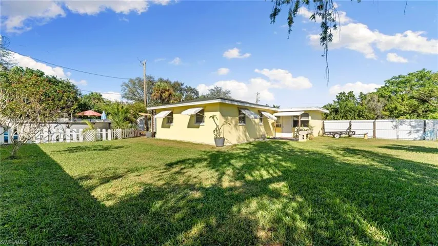 908 E Jasmine  RD, Lehigh Acres, FL 33936