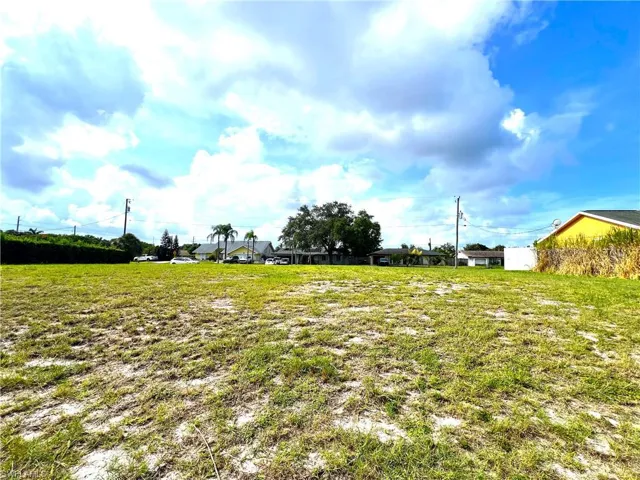 1371 Granada Blvd, Naples, Florida 34103