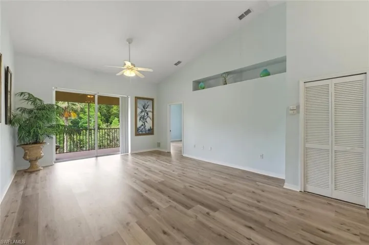357  Robin Hood  CIR, Naples, FL 34104