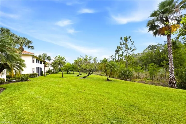 357  Robin Hood  CIR, Naples, FL 34104