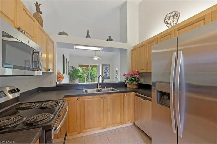 357  Robin Hood  CIR, Naples, FL 34104