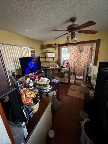 1873 Winkler Ave, Fort Myers, Florida 33901