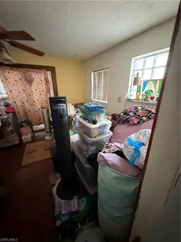 1873 Winkler Ave, Fort Myers, Florida 33901